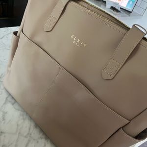Elkie Diaper bag BRAND NEW!! $100 off 💕💗💕💗